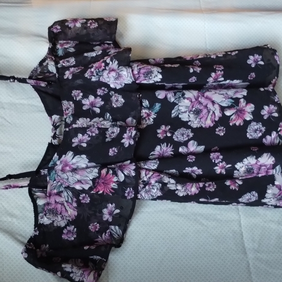 Floral Blouse Torrid - Picture 3 of 5